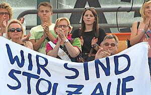 Klare Botschaft der Neckarsulmer Fans ans Team. Klare Botschaft der Neckarsulmer Fans ans Team.