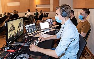 Das Videoteam von stimme.tv überträgt alle Wahlcheck-Veranstaltungen live auf stimme.de. Foto: Andreas Veigel