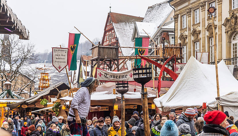 Der Mittelalter- und Weihnachtsmarkt in Esslingen bei Stuttgart.