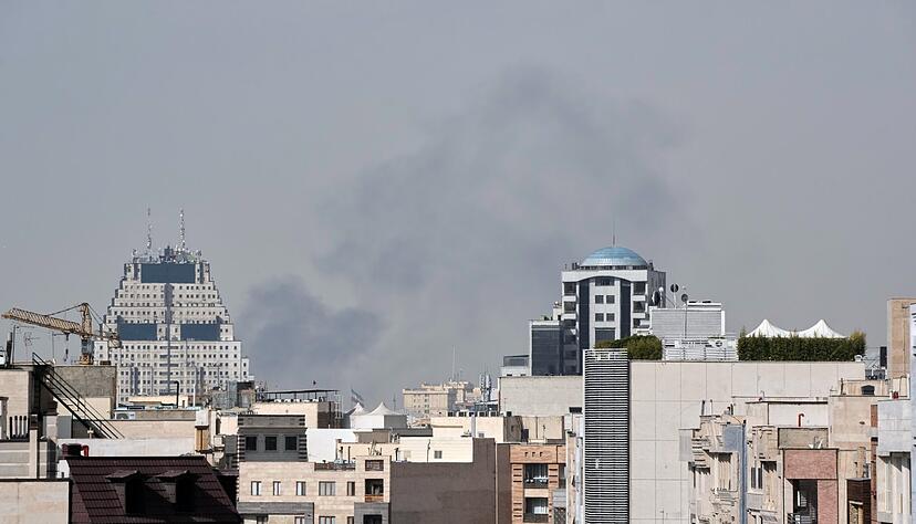 Israel und die USA greifen den Iran an Israel und die USA greifen den Iran an