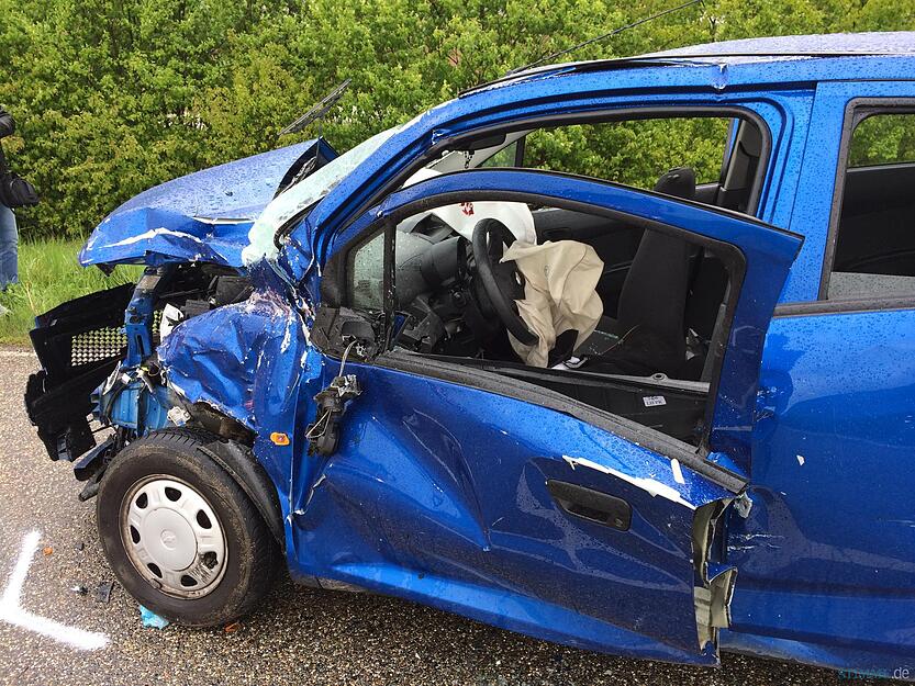 Schwerer Unfall bei Gundelsheim Schwerer Unfall bei Gundelsheim