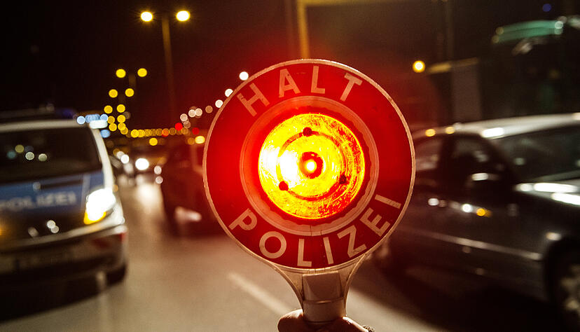 Ein 16-Jähriger lieferte sich von Kupferzell bis Schwäbisch Hall eine Verfolgungsjagd mit der Polizei. Ein 16-Jähriger lieferte sich von Kupferzell bis Schwäbisch Hall eine Verfolgungsjagd mit der Polizei.