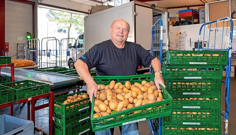 Kurt Scheuermann ist "das Schaffen" von Haus aus gewohnt und engagiert sich seit gut zehn Jahren für die Tafel der Diakonie im Heilbronner Land. Kurt Scheuermann ist "das Schaffen" von Haus aus gewohnt und engagiert sich seit gut zehn Jahren für die Tafel der Diakonie im Heilbronner Land.