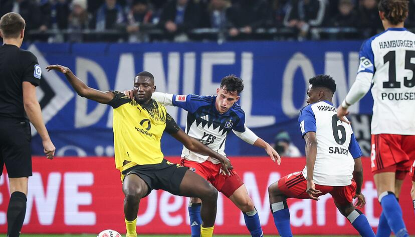 Lange musste der BVB arbeiten, bis der erlösende Treffer fiel. Lange musste der BVB arbeiten, bis der erlösende Treffer fiel.