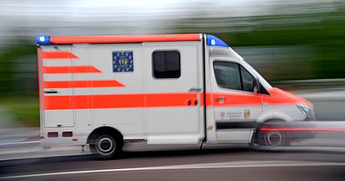 Ein Mann wurde mit einem Cuttermesser niedergestochen. (Archivbild)