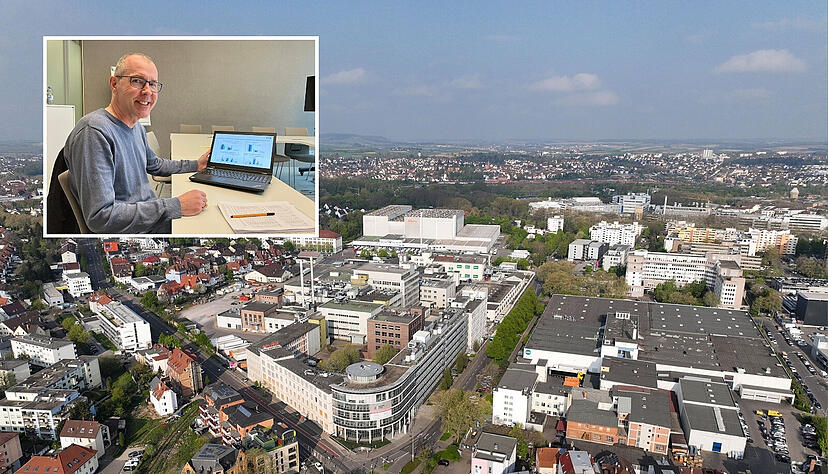 Joachim Allhoff von der Hochschule Heilbronn (kleines Foto) pr&auml;sentiert die neuen Zahlen f&uuml;rs Heilbronn-Barometer.