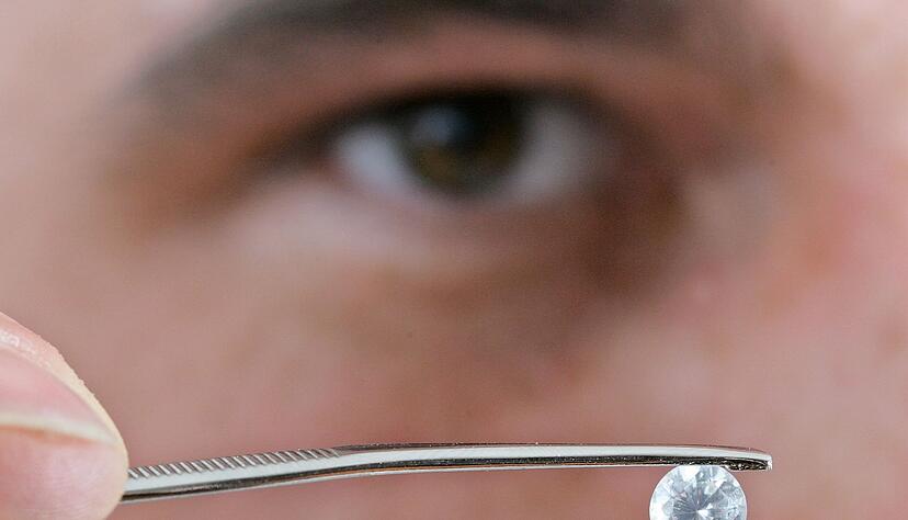 In zwei Bundesl&auml;ndern ist es erlaubt, einen Teil der Totenasche zu einem Diamanten zu verarbeiten. (Archivbild)