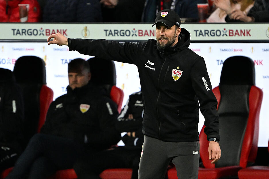 VfB Stuttgart im DFB-Pokal bei Bayer Leverkusen
