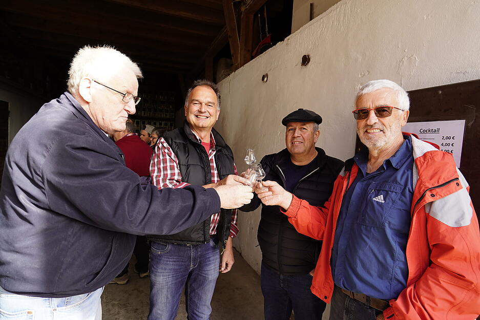 Erfolgsgeheimnisse für guten Schnaps: Tag der offenen Brennerei Erfolgsgeheimnisse für guten Schnaps: Tag der offenen Brennerei