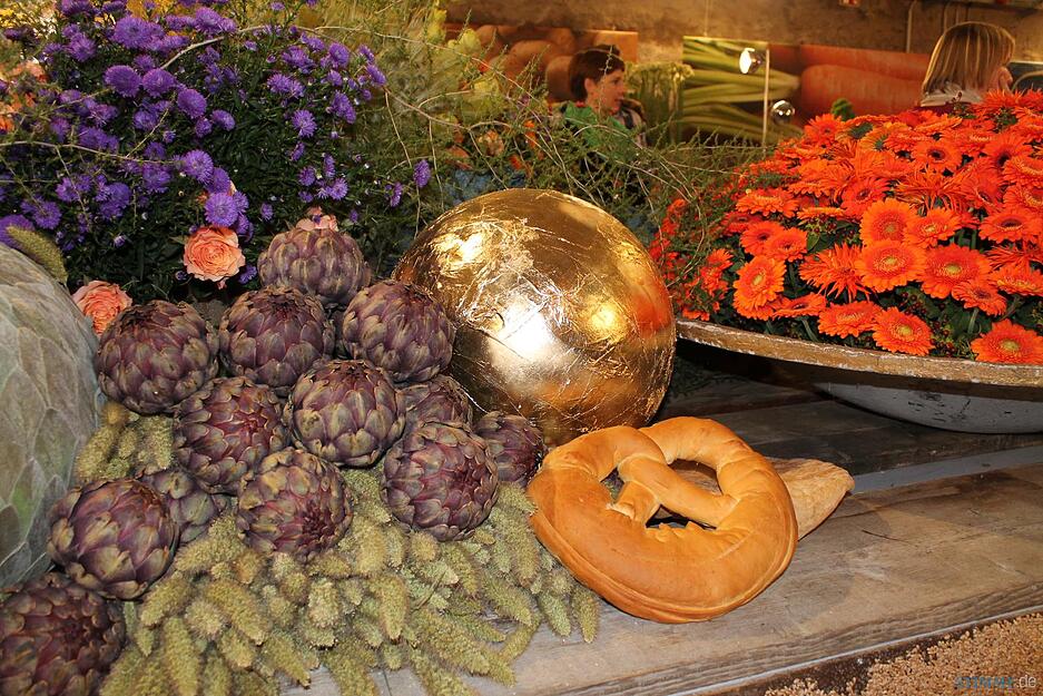 Erwin Teufel er&ouml;ffnet letzte Blumenschau auf der Laga