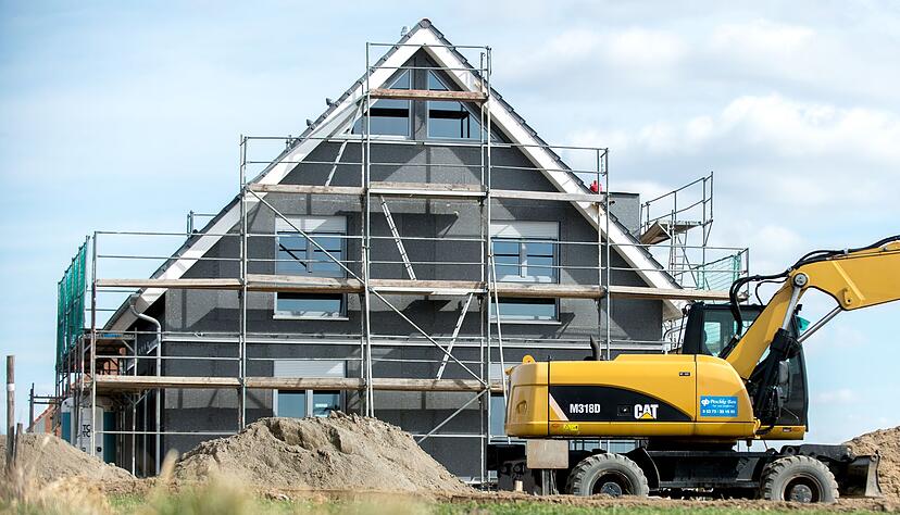 Der Bau eines Eigenheims erfordert einen langen Atem. Relativ zu Beginn des Vorhabens sollte ein Baugrundgutachten kl&auml;ren, wie der Boden beschaffen ist.