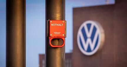 VW hat angekündigt, seinen Sparkurs notgedrungen zu verschärfen. (Archivbild) VW hat angekündigt, seinen Sparkurs notgedrungen zu verschärfen. (Archivbild)