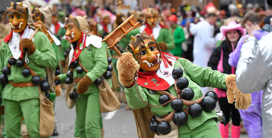 77 Gruppen mit insgesamt rund 2500 Teilnehmern sorgten für ein abwechslungsreiches Spektakel.