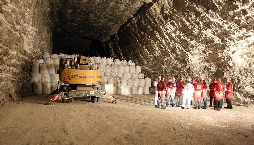 Sogenannte Big Bags sind im Heilbronner Bergwerk eingelagert.