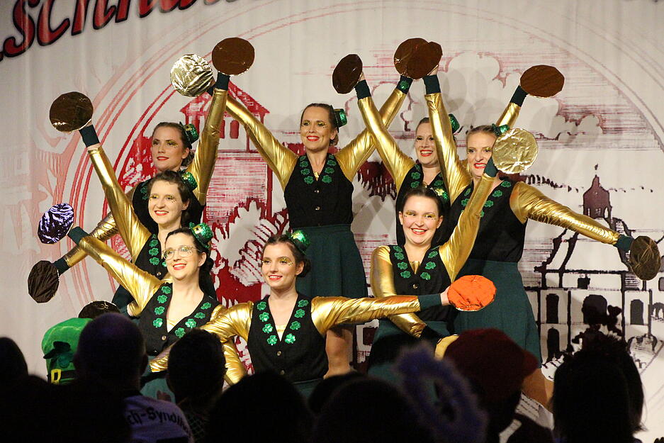 Neben Gardetanz waren weitere Programmpunkte geboten.