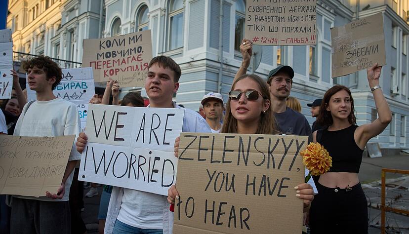 Seit Tagen gab es Proteste in Kiew und anderen St&auml;dten gegen die Beschneidung der Vollmachten der Anti-Korruptionsbeh&ouml;rden.