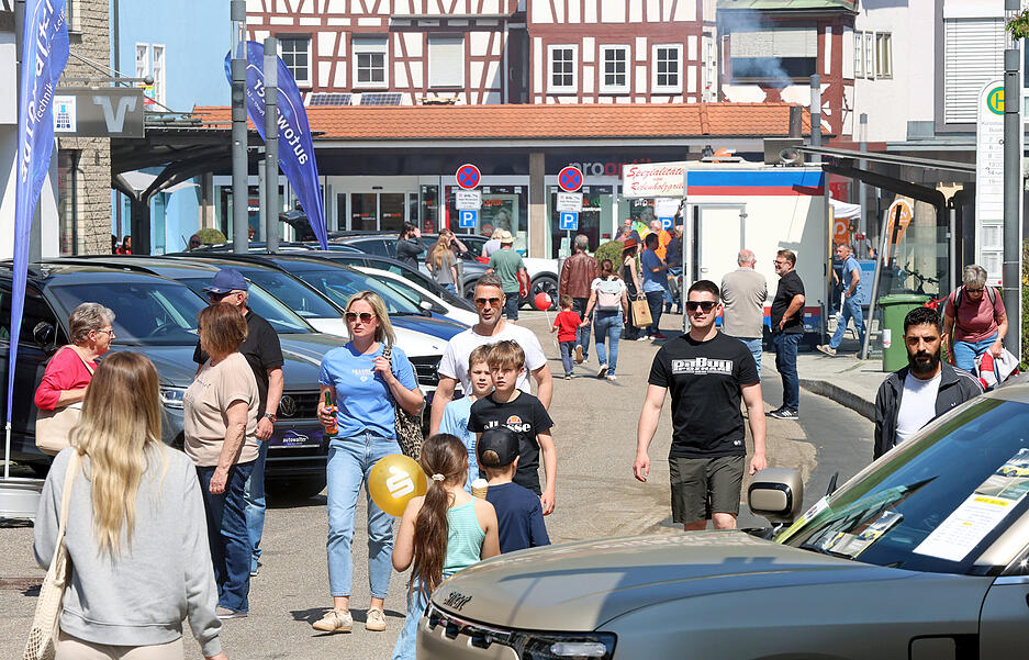 Wer sich auf der Messe "K&uuml;nmobil" in K&uuml;nzelsau umschauen m&ouml;chte, hat dazu am Sonntag noch bis 17 Uhr Zeit.
