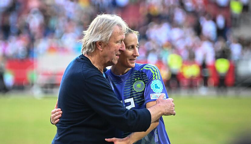 Von Horst Hrubesch zur Nummer eins bef&ouml;rdert: Ann-Katrin Berger