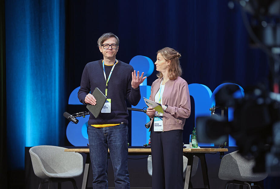 Die Resonanz ist gro&szlig;. Mit mehr als 1000 Teilnehmern hat sich die Zahl der Besucher der Bildungskonferenz in Heilbronn verdoppelt.