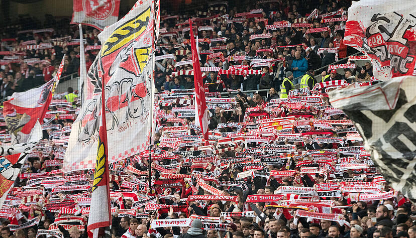 Die organisierte Fanszene des VfB Stuttgart ruft für das Spiel in Madrid auf: "Alle in Rot."