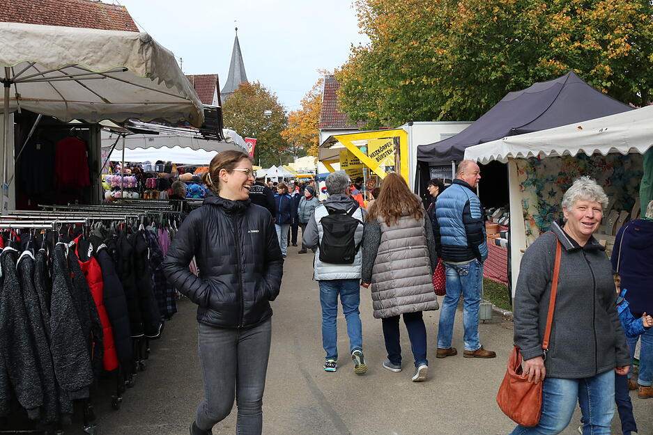 Auch dieses Jahr werden Riesenrad, Jahrmarkt und Co. von Samstag, dem 12. Oktober, bis Donnerstag, dem 17. Oktober, wieder viele Gäste empfangen.