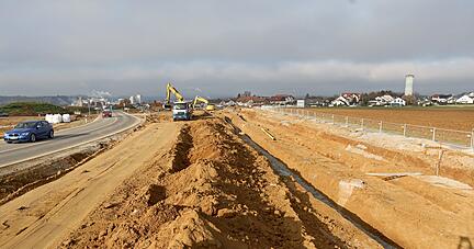 Die Erschließung des Gebiets "Obere Fundel" ist gestartet, ebenso wie der Bau einer Feuerwehr-Ausrückewache.
Foto: Archiv/Seidel Die Erschließung des Gebiets "Obere Fundel" ist gestartet, ebenso wie der Bau einer Feuerwehr-Ausrückewache.
Foto: Archiv/Seidel
