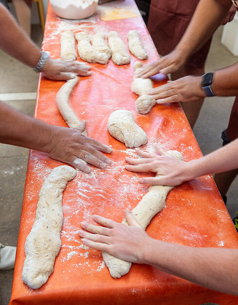 Lesersommer: Backen im Duttenberger Backhaus Lesersommer: Backen im Duttenberger Backhaus