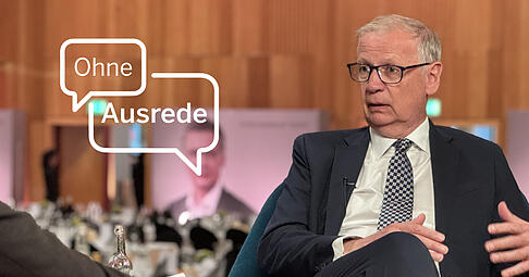 TV-Star Günther Jauch sprach beim Stimme.TV-Live-Talk "Ohne Ausrede" über die Zukunft seiner Erfolgsshow
"Wer wird Millionär", über seine Einschätzungen von Demokratie und Frieden, über ein Gespräch mit
Fußball-Bundestrainer Julian Nagelsmann, seine Verbindungen nach Heilbronn und seine Einsätze als Helfer bei der Weinlese.