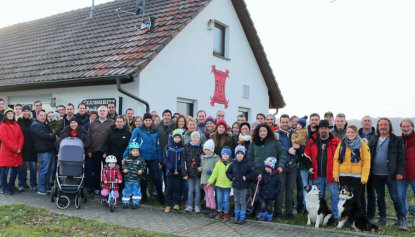 Fr&uuml;her eingefleischte Udo-Fans, jetzt mit breitem Programm: Im kommenden Jahr besteht der Panikerclub seit 40 Jahren und vereint Jung und Alt im Ort.
Foto: Ute Pl&uuml;ckthun