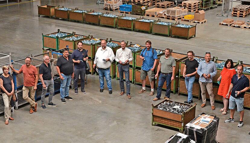 Die Teilnehmer des ersten Netzwerktreffens der Energie-Effizienz-Experten im Hohenlohekreis bei der Besichtigung der Firma Mefa in Kupferzell.
Foto: privat