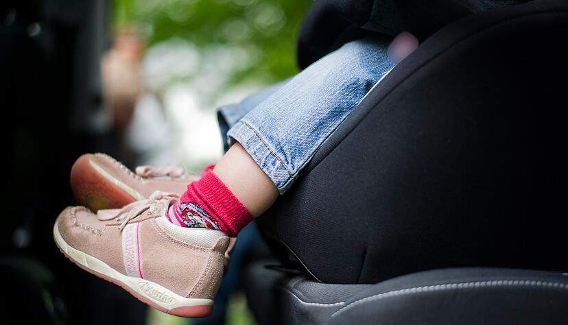 20 Autokindersitze zu Preisen von 100 bis 750 Euro hat die &laquo;Stiftung Warentest&raquo; unter versch&auml;rften Testbedingungen gepr&uuml;ft.