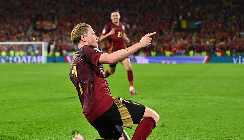 Kevin de Bruyne ist Belgiens Superstar. Schafft der Geheimfavorit den Achtelfinaleinzug gegen die Ukraine? Kevin de Bruyne ist Belgiens Superstar. Schafft der Geheimfavorit den Achtelfinaleinzug gegen die Ukraine?