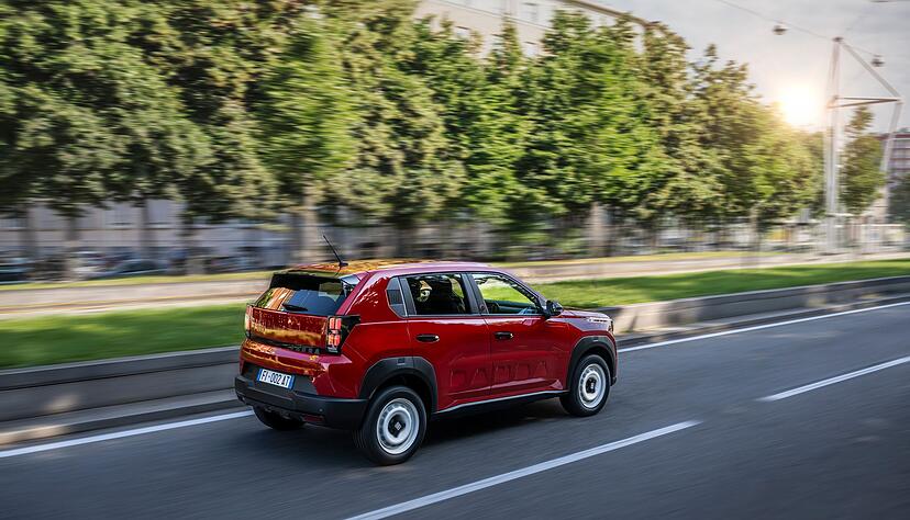 Auf der &Uuml;berholspur? Gut, es gibt Autos, die sich auf der linken Spur eher zu Hause f&uuml;hlen als der elektrische Panda mit seinen maximalen 132 Sachen Spitze.