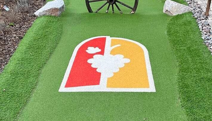 Die Bahnen tragen die Namen der Bretzfelder Teilorte. Abschlag eins ist Bretzfeld.