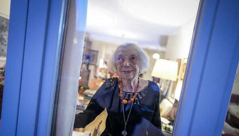 Seit Jahren spricht Margot Friedländer unter anderem mit Schülern, um sie über den Holocaust zu informieren. Seit Jahren spricht Margot Friedländer unter anderem mit Schülern, um sie über den Holocaust zu informieren.