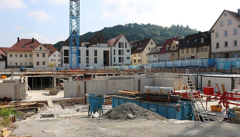 Die Baustelle auf dem ehemaligen Peka-Areal ist inzwischen abgeschlossen – und dennoch beschäftigt sie Stadt und Gemeinderat noch immer.