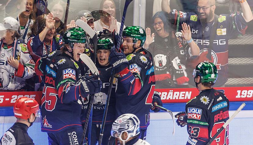 Meister Eisbären Berlin mit Ty Ronning (2.v.l) unterstrich seine Ausnahmestellung zum DEL-Auftakt gegen Dresden. Meister Eisbären Berlin mit Ty Ronning (2.v.l) unterstrich seine Ausnahmestellung zum DEL-Auftakt gegen Dresden.