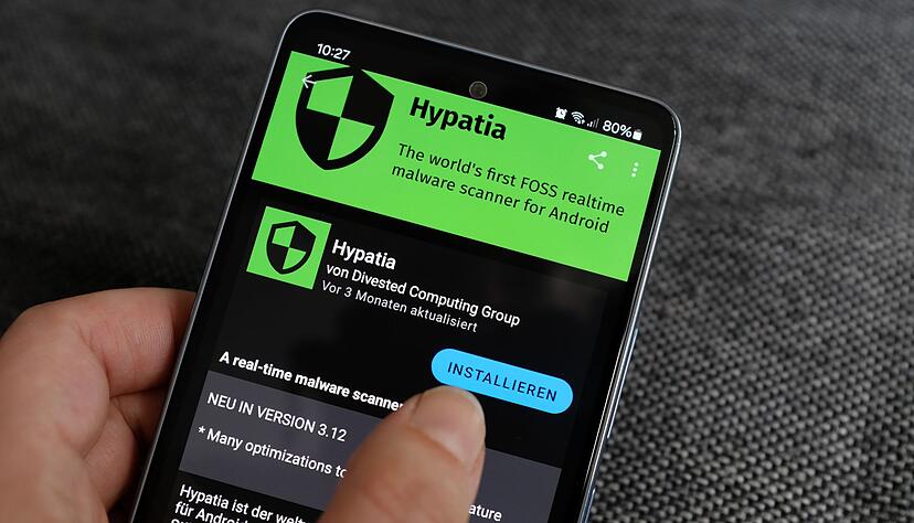 Hypatia gibt es nur bei F-Droid. Die entsprechende Store-App muss vorher installiert werden.