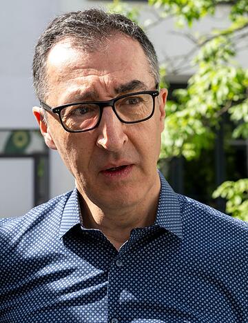 Cem &Ouml;zdemir hatte bereits im Wahlkampf angek&uuml;ndigt, die Landesregierung verkleinern zu wollen.