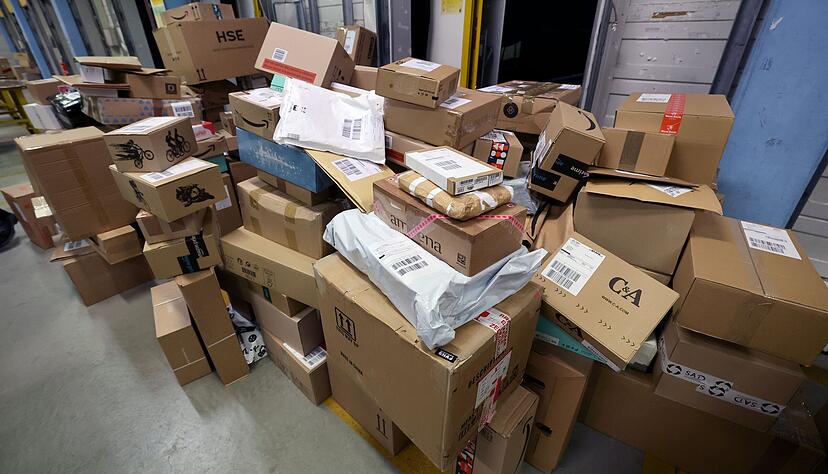Die Weihnachtszeit bedeutet auch gleichzeitig eine enorme Paketflut.