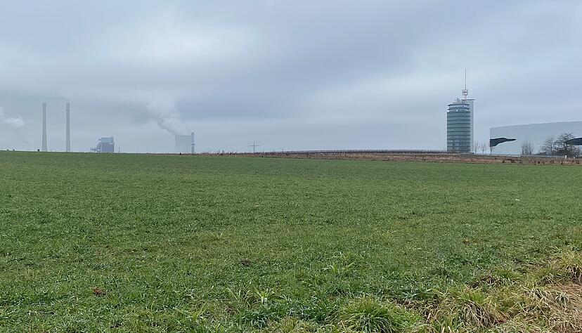 Noch ist nichts zu sehen vom H&auml;rdtner-Neubau oder dem Innovationsquartier Stra&szlig;en&auml;cker. Das soll sich allerdings bald &auml;ndern.