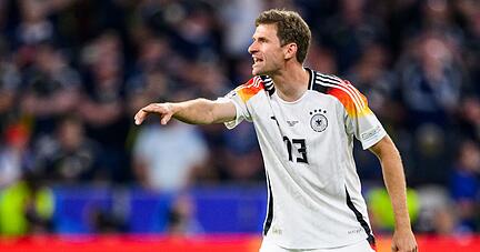 «Wir haben drei Punkte geholt, dürfen uns freuen. Aber dann geht es natürlich im nächsten Spiel weiter. Rückschläge kommen schneller als man denkt», sagt Thomas Müller.