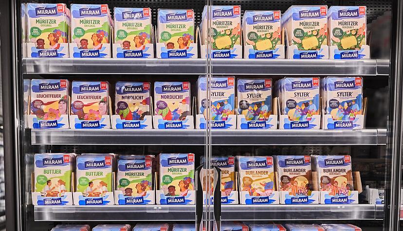 Auf einigen Milram-Käseverpackungen sind Menschen verschiedener Hautfarben zu sehen. Auf einigen Milram-Käseverpackungen sind Menschen verschiedener Hautfarben zu sehen.