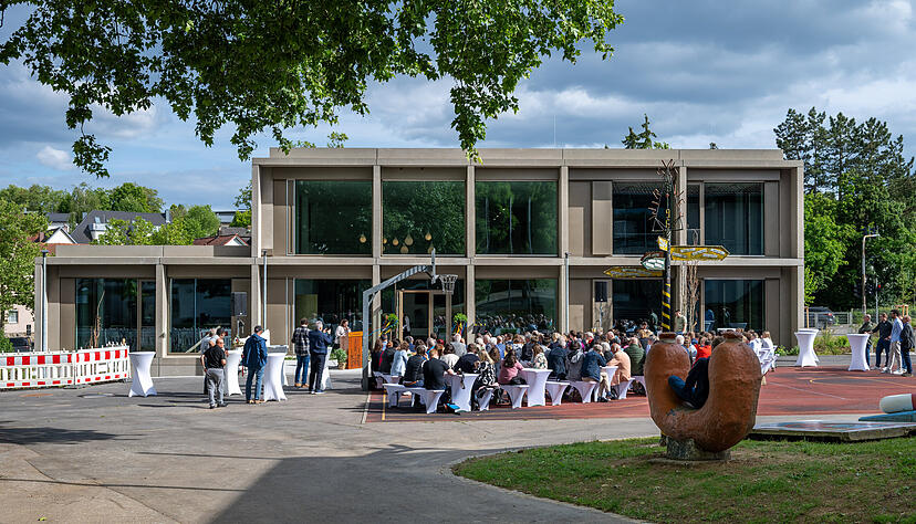 Einweihung des Cube-Neubaus des Hohenstaufen Gymnasiums in Bad Wimpfen