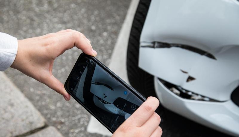 Lassen sich nicht alle reklamierten Schäden dem aktuellen Unfall zuordnen, kann der Schadenersatz in Gefahr kommen.