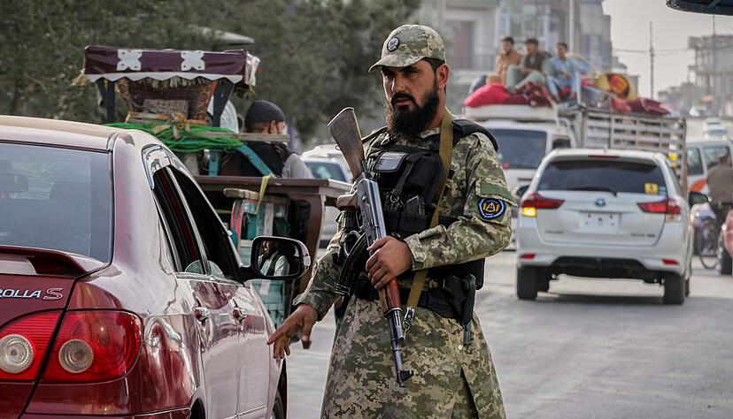 Vor allem für Frauen sind die Lebensbedingungen in Afghanistan seit der erneuten Machtübernahme durch die Taliban im August 2021 schwierig. (Archivfoto) Vor allem für Frauen sind die Lebensbedingungen in Afghanistan seit der erneuten Machtübernahme durch die Taliban im August 2021 schwierig. (Archivfoto)