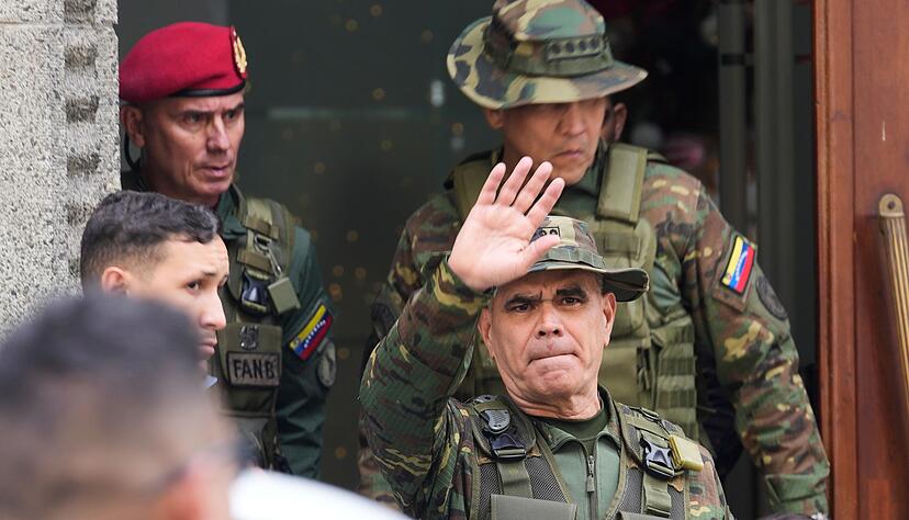 Die Streitkr&auml;fte st&auml;rken Vizepr&auml;sidentin Rodr&iacute;guez den R&uuml;cken.