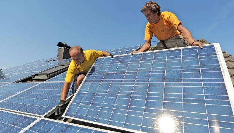 Solarenergie hat in Hohenlohe einen hohen Stellenwert.
Foto: dpa Solarenergie hat in Hohenlohe einen hohen Stellenwert.
Foto: dpa