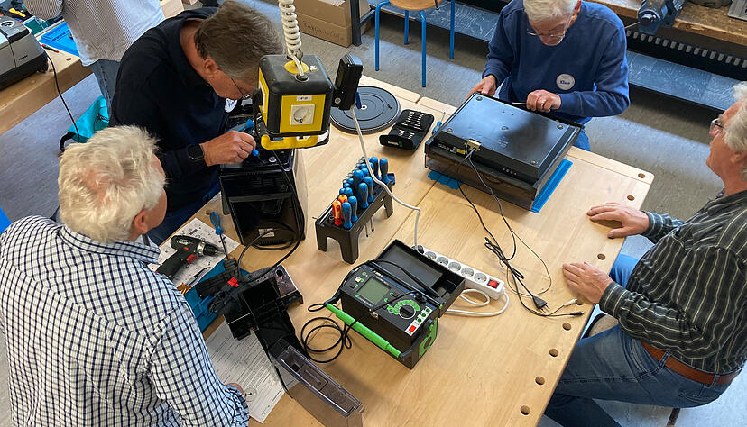 Die zw&ouml;lf Reparatur-Caf&eacute;s im Landkreis (unser Foto zeigt Brackenheim) werden werden vom Landratsamt Heilbronn unterst&uuml;tzt. Auch in Heilbronn gibt es eine solche Werkstatt.