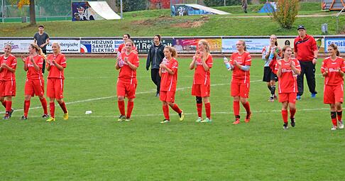 Die Freude ist groß, dass die Fußball-Damen des FSV Schwaigern in der nächsten Saison weiterhin in der Bezirksliga spielen dürfen, auch wenn sie dies dem Rückzug des SV Sülzbach II zu verdanken haben.Foto: privat Die Freude ist groß, dass die Fußball-Damen des FSV Schwaigern in der nächsten Saison weiterhin in der Bezirksliga spielen dürfen, auch wenn sie dies dem Rückzug des SV Sülzbach II zu verdanken haben.Foto: privat